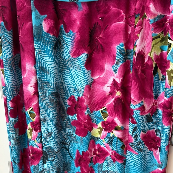 Venus Floral Sleeveless Maxi Mermaid Dress - Picture 6 of 12